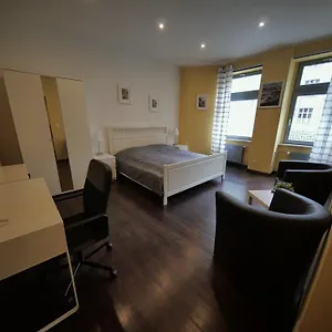 Hotel Kolo 77, Berlino